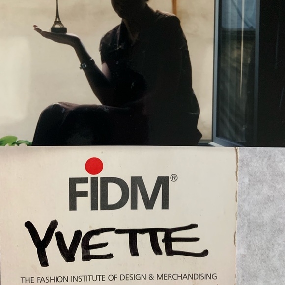 Meet your Posher, Yvette - Picture 2 of 5